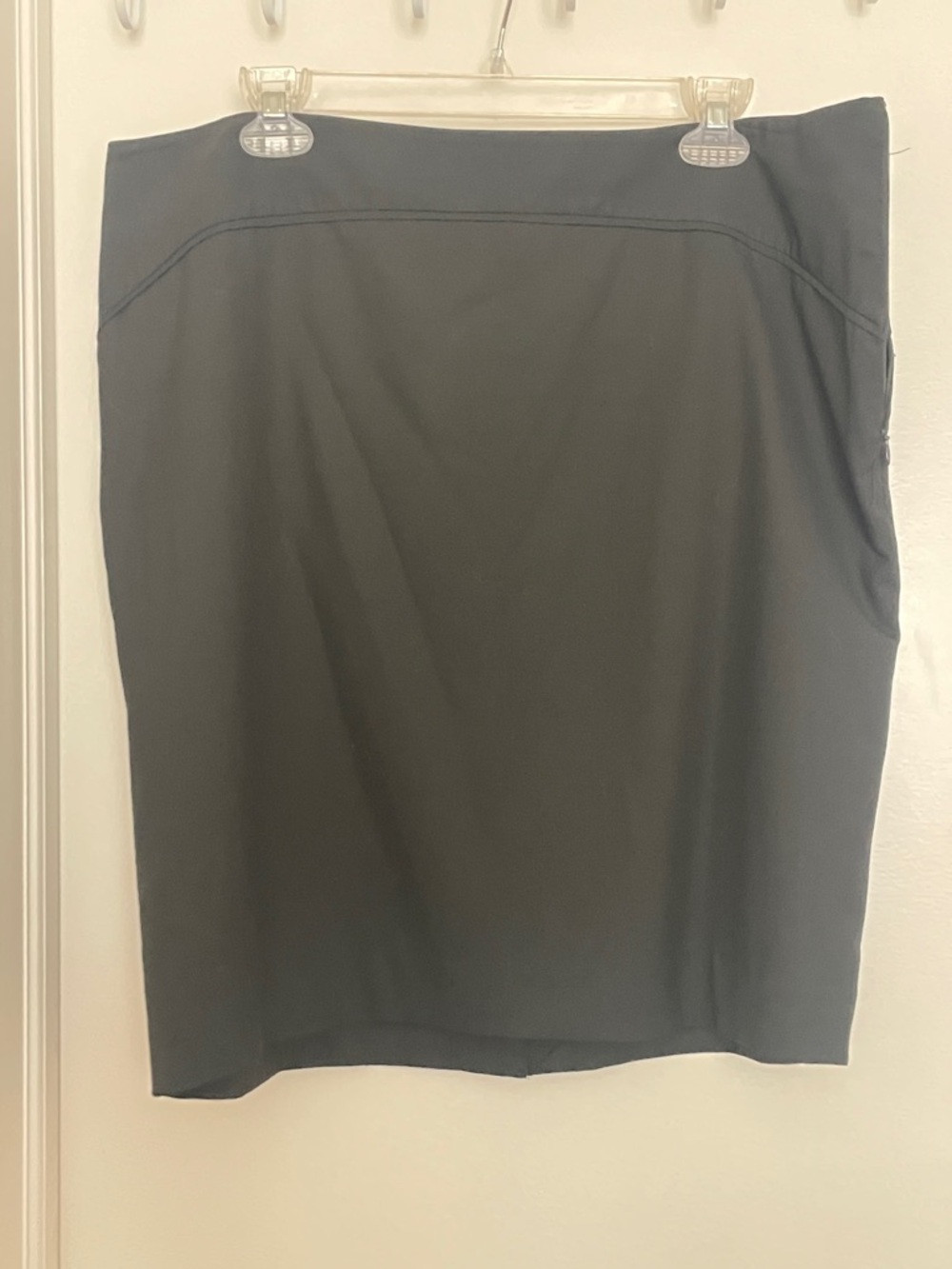 The Limited Black Stretch Pencil Skirt